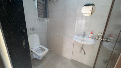 Image of 750 Sq.ft 2 BHK Apartment / Flat for rent in Karmvir Sky Villa, Malad East, Mumbai for Rs. 60000