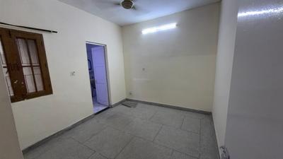 Bedroom Image of 1500 Sq.ft 3 BHK Apartment / Flat for rent in Metroview Apartment, Sector 13 Dwarka New Delhi for Rs. 38000