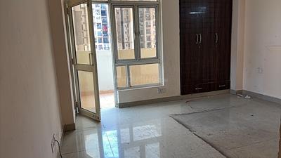 Bedroom Image of 1295 Sq.ft 2.5 BHK Apartment / Flat for sale in Supertech Ecociti, Sector 137 Noida for Rs. 13000000