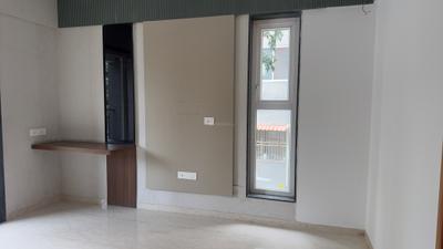 Bedroom Image of 875 Sq.ft 2 BHK Apartment / Flat for rent in North Cape Venicia, Baner Pune for Rs. 38000
