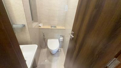 Image of 700 Sq.ft 1 BHK Apartment / Flat for rent in Hiranandani Regent Hill A B C D And E Wing, Powai, Mumbai for Rs. 68000