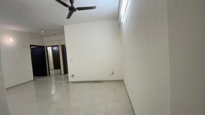 Living Room Image of 900 Sq.ft 3 BHK Apartment / Flat for sale in Signature Global Grand IVA, Sector 103 Gurgaon for Rs. 7900000
