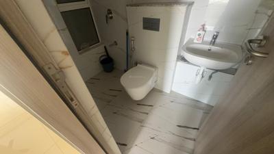 Image of 950 Sq.ft 2 BHK Apartment / Flat for sale in TW Gardens, Kandivali East, Mumbai for Rs. 23500000