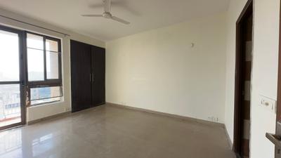 Bedroom Image of 920 Sq.ft 2 BHK Apartment / Flat for sale in Unitech Uniworld Gardens 2, Sector 47 Gurgaon for Rs. 14800000