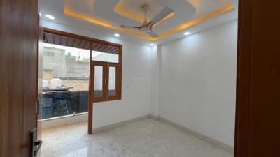 Bedroom Image of 950 Sq.ft 3 BHK Builder Floor for rent in Razapur Khurd New Delhi for Rs. 20000