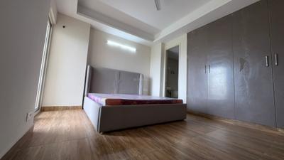 Bedroom Image of 1350 Sq.ft 3 BHK Apartment / Flat for sale in Fragrance Homes, Siddharth Vihar Ghaziabad for Rs. 13300000