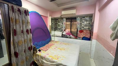 Bedroom Image of 650 Sq.ft 2 BHK Apartment / Flat for sale in Gokul Horizon, Kandivali East Mumbai for Rs. 15000000