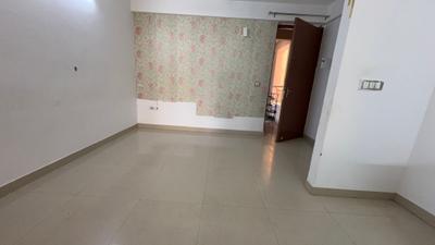 Living Room Image of 980 Sq.ft 3 BHK Apartment / Flat for rent in ROF Amaltas, Sector 92 Gurgaon for Rs. 15000