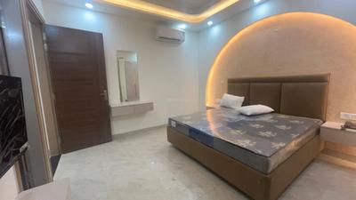 Bedroom Image of 1000 Sq.ft 1 BHK Builder Floor for rent in Sector 46 Gurgaon for Rs. 40000