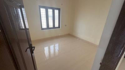 Bedroom Image of 1200 Sq.ft 4 BHK Independent House for rent in Kudappanakunnu Thiruvananthapuram for Rs. 12000