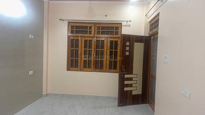 Living Room Image of 1000 Sq.ft 2 BHK Builder Floor for rent in Indira Nagar Lucknow for Rs. 16500