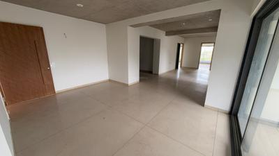 Living Room Image of 3400 Sq.ft 4 BHK Apartment / Flat for sale in Manor Ananda, Ambli Ahmedabad for Rs. 31080000