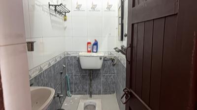 Image of 900 Sq.ft 2 BHK Apartment / Flat for sale in GH 14 DDA MIG, Paschim Vihar, New Delhi for Rs. 12000000