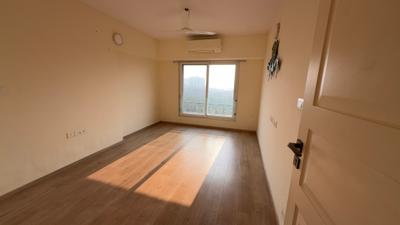 Bedroom Image of 1200 Sq.ft 3 BHK Apartment / Flat for sale in Kanakia Paris, Bandra East Mumbai for Rs. 42500000