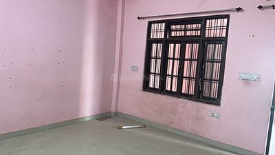 Bedroom Image of 1375 Sq.ft 3 BHK Builder Floor for rent in Triveni Nagar Lucknow for Rs. 15000
