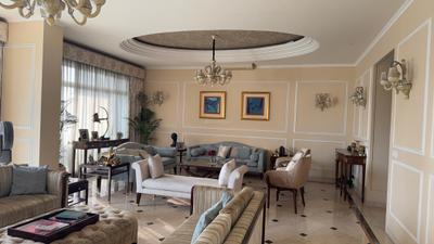Living Room Image of 8700 Sq.ft 4.5 BHK Penthouse for sale in Central Park Resorts, Sector 48 Gurgaon for Rs. 350000000