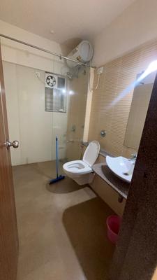 Gera Trinity Towers Bathroom One 4