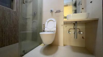 Image of 1500 Sq.ft 3 BHK Apartment / Flat for rent in Bandra East, Mumbai for Rs. 170000
