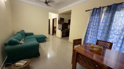 Living Room Image of 850 Sq.ft 2 BHK Apartment / Flat for sale in Paramount Floraville, Sector 137 Noida for Rs. 13000000