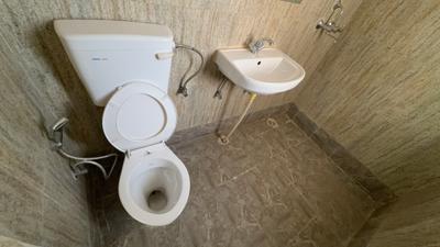 Image of 2950 Sq.ft 4 BHK Apartment / Flat for rent in Puri Diplomatic Greens, Sector 110A, Gurgaon for Rs. 76000