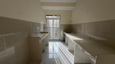 Kitchen Image of 900 Sq.ft 3 BHK Apartment / Flat for rent in Swastik Platinum, Vikhroli East Mumbai for Rs. 75000