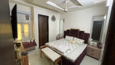 Bedroom Image of 855 Sq.ft 3 BHK Builder Floor for sale in Mahavir Enclave New Delhi for Rs. 7700000