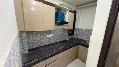 Kitchen Image of 650 Sq.ft 2 BHK Builder Floor for rent in Mayur Vihar Phase 1 New Delhi for Rs. 22500