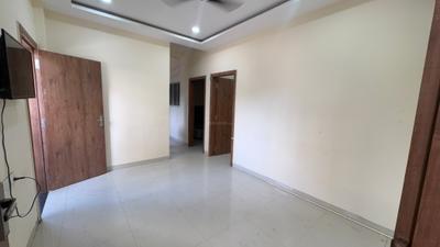 Living Room Image of 1500 Sq.ft 2 BHK Apartment / Flat for rent in Scheme No 114 Indore for Rs. 30000
