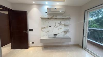 Bedroom Image of 1400 Sq.ft 3 BHK Apartment / Flat for sale in Sector 5 Rohini New Delhi for Rs. 16000000