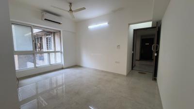 Living Room Image of 570 Sq.ft 1 BHK Apartment / Flat for rent in Lodha Amara, Kolshet Thane for Rs. 27000