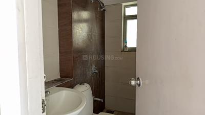 Image of 1850 Sq.ft 3 BHK Apartment / Flat for rent in Adani The Meadows, Shantigram, Ahmedabad for Rs. 33000