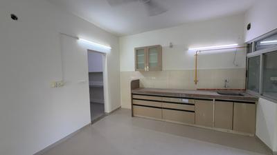 Kitchen Image of 1850 Sq.ft 3 BHK Apartment / Flat for rent in Adani The Meadows, Shantigram Ahmedabad for Rs. 35000