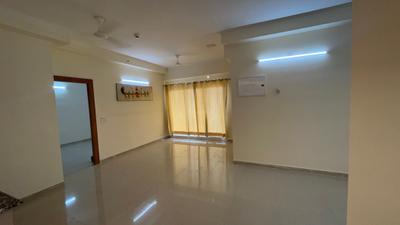 Living Room Image of 2135 Sq.ft 4 BHK Apartment / Flat for rent in Amrapali Verona Heights, Noida Extension Greater Noida for Rs. 35000