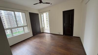 Bedroom Image of 1780 Sq.ft 3.5 BHK Apartment / Flat for rent in The 3C Lotus Boulevard, Sector 100 Noida for Rs. 46000