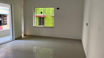 Bedroom Image of 1055 Sq.ft 3 BHK Apartment / Flat for rent in Keshtopur Kolkata for Rs. 17000