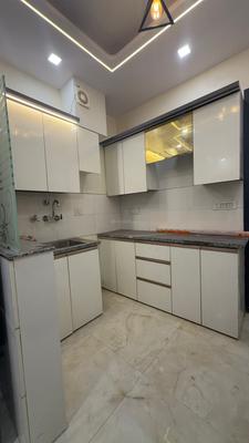 Kitchen Image of 630 Sq.ft 2 BHK Builder Floor for rent in Dwarka Mor New Delhi for Rs. 23500