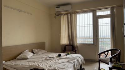 Bedroom Image of 400 Sq.ft 1 RK Apartment / Flat for rent in Habitech Panchtatva Phase 1, Noida Extension Greater Noida for Rs. 14500