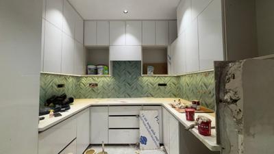 Kitchen Image of 1350 Sq.ft 3 BHK Builder Floor for sale in Janakpuri New Delhi for Rs. 31000000