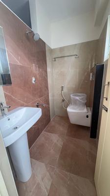 Bathroom Image of 649 Sq.ft 1 BHK Apartment / Flat for rent in S.G. Palya Bengaluru for Rs. 30000