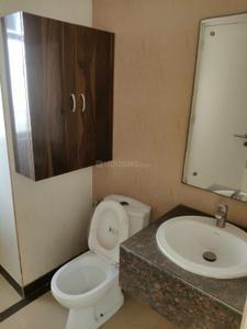 Bathroom Image of 1380 Sq.ft 3 BHK Apartment / Flat for rent in Suncity Parikrama, Sector 20 Panchkula for Rs. 50000