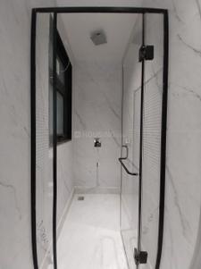 Bathroom Image of 2100 Sq.ft 3 BHK Builder Floor for rent in South City Luxury Floors, Sector 50 Gurgaon for Rs. 90000
