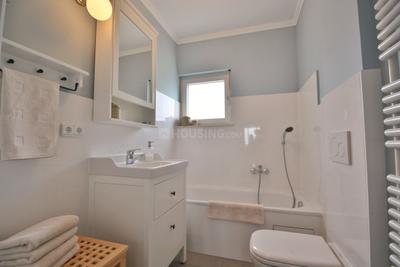 Bathroom Image of 4320 Sq.ft 5 BHK Apartment / Flat for sale in Ankur Maganvilla, Juhu Mumbai for Rs. 216000000