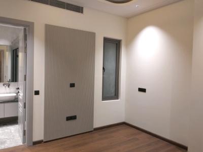 Bedroom Image of 5580 Sq.ft 4 BHK Builder Floor for sale in Model Town New Delhi for Rs. 70000000