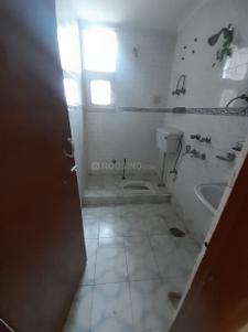 Bathroom Image of 2150 Sq.ft 3 BHK Apartment / Flat for sale in Swaraj Homes Ashoka Group Housing Society, Sector 56 Gurgaon for Rs. 26500000