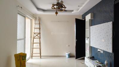 Living Room Image of 910 Sq.ft 2.5 BHK Apartment / Flat for rent in Prateek Grand City, Siddharth Vihar Ghaziabad for Rs. 25800