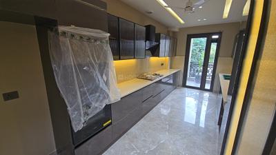 Kitchen Image of 3000 Sq.ft 4 BHK Builder Floor for sale in Sector 51 Gurgaon for Rs. 41000000