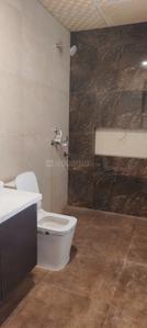 Bathroom Image of 950 Sq.ft 1 BHK Builder Floor for rent in Sector 43 Noida for Rs. 35000