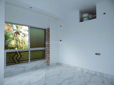Bedroom Image of 750 Sq.ft 2 BHK Apartment / Flat for sale in Dum Dum Cantonment Kolkata for Rs. 2400000