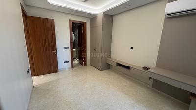 Bedroom Image of 3000 Sq.ft 3 BHK Builder Floor for rent in DLF Alameda, Sector 73 Gurgaon for Rs. 85000