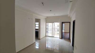 Living Room Image of 975 Sq.ft 2 BHK Apartment / Flat for sale in Amrapali Verona Heights, Noida Extension Greater Noida for Rs. 7800000